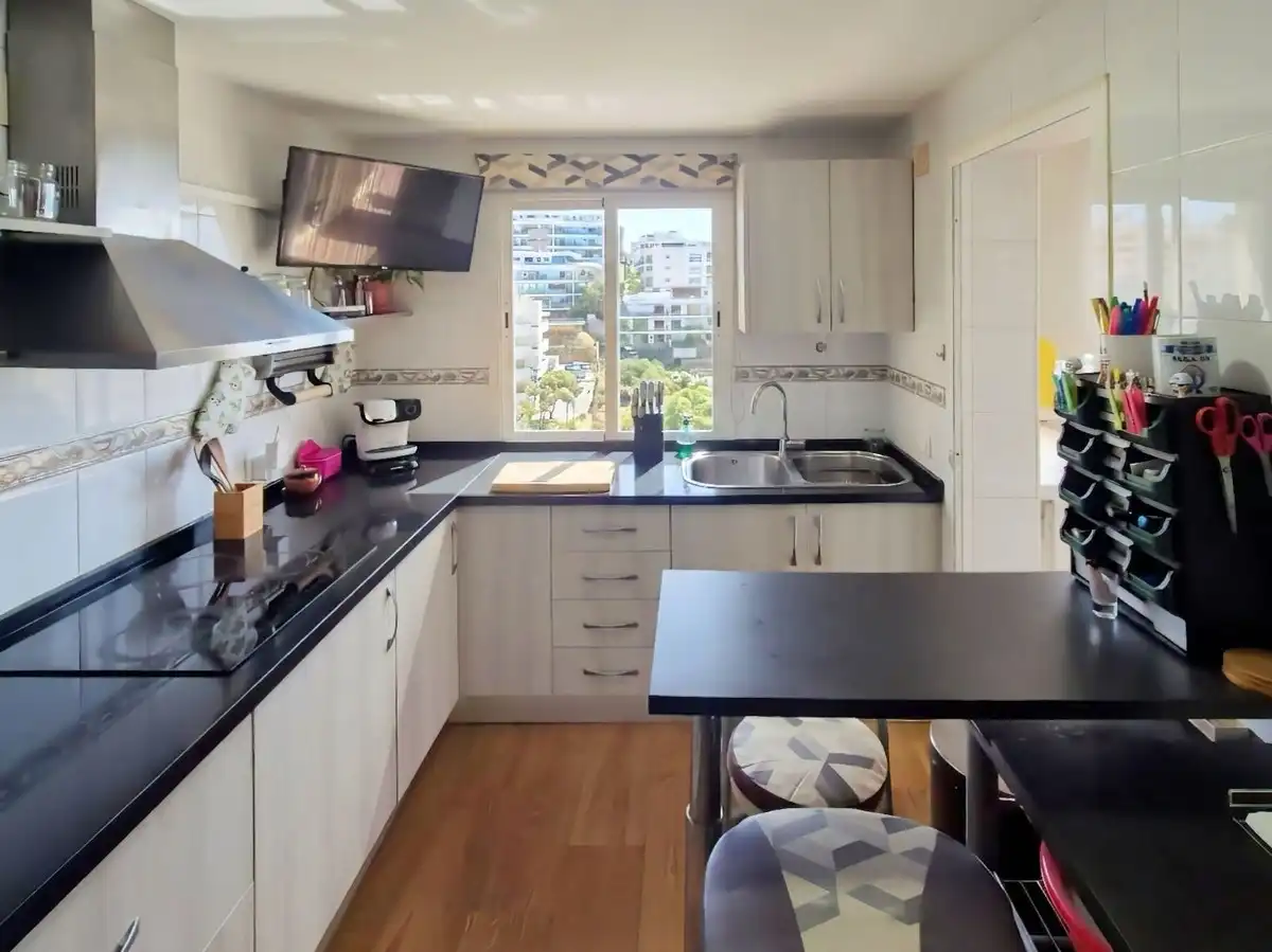 Cocina de Apartamento en venta en Mijas con Aire acondicionado, Calefacción y Piscina