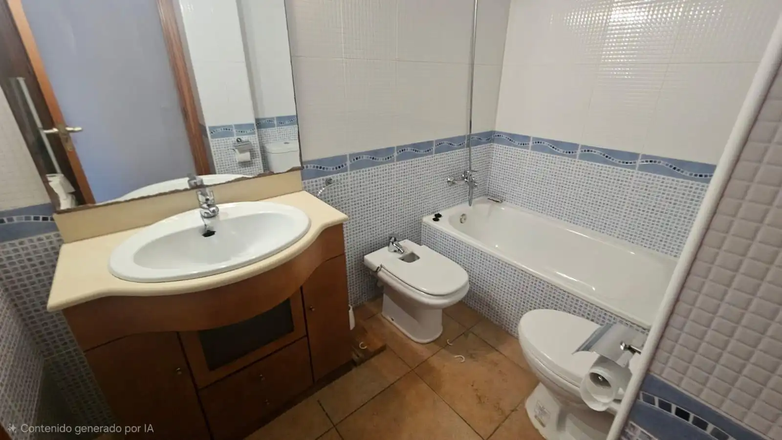 Bany de Pis en venda en Pineda de Mar amb Calefacció i Terrassa