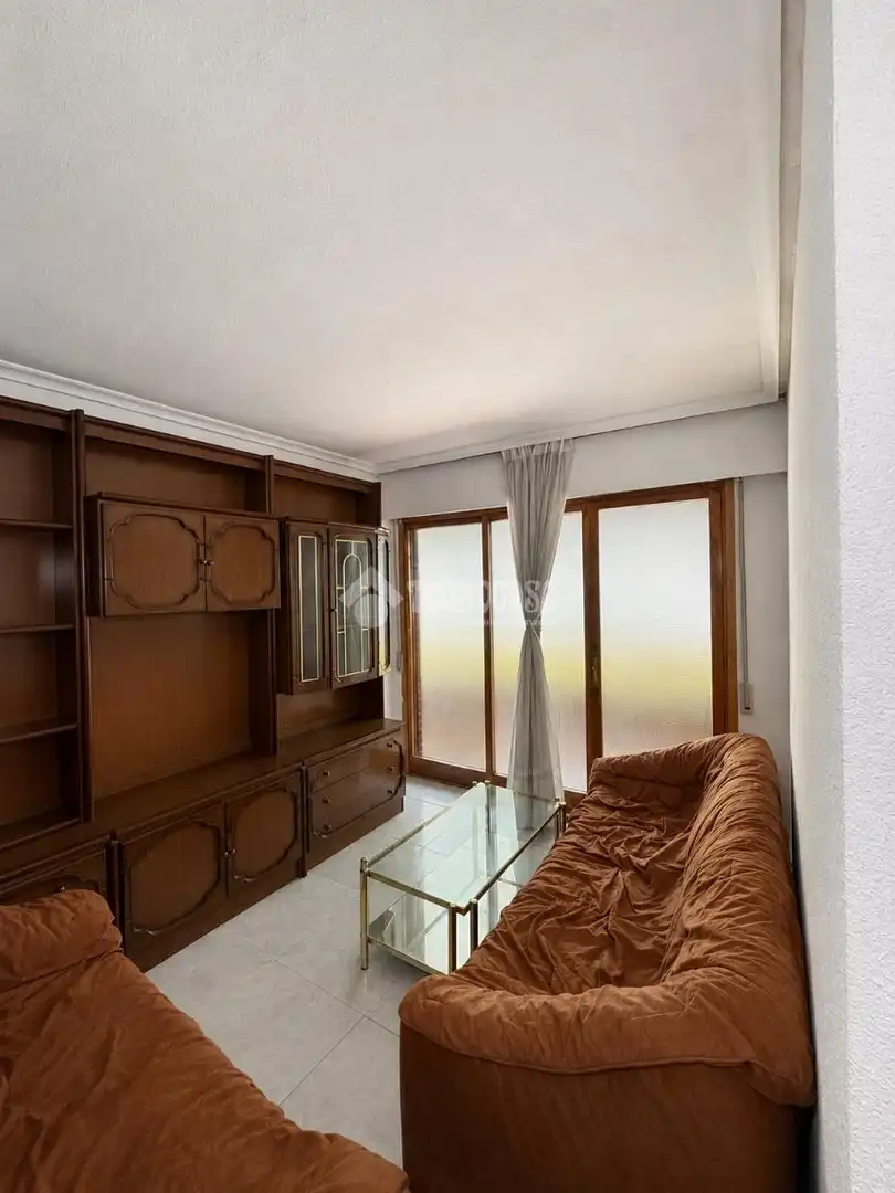 Sala de estar de Piso en venta en Fuenlabrada con Calefacción, Terraza y Amueblado