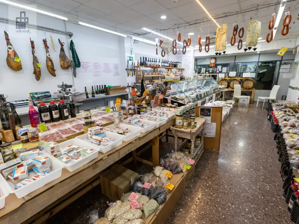 Local comercial en traspàs a Avenida Remolar