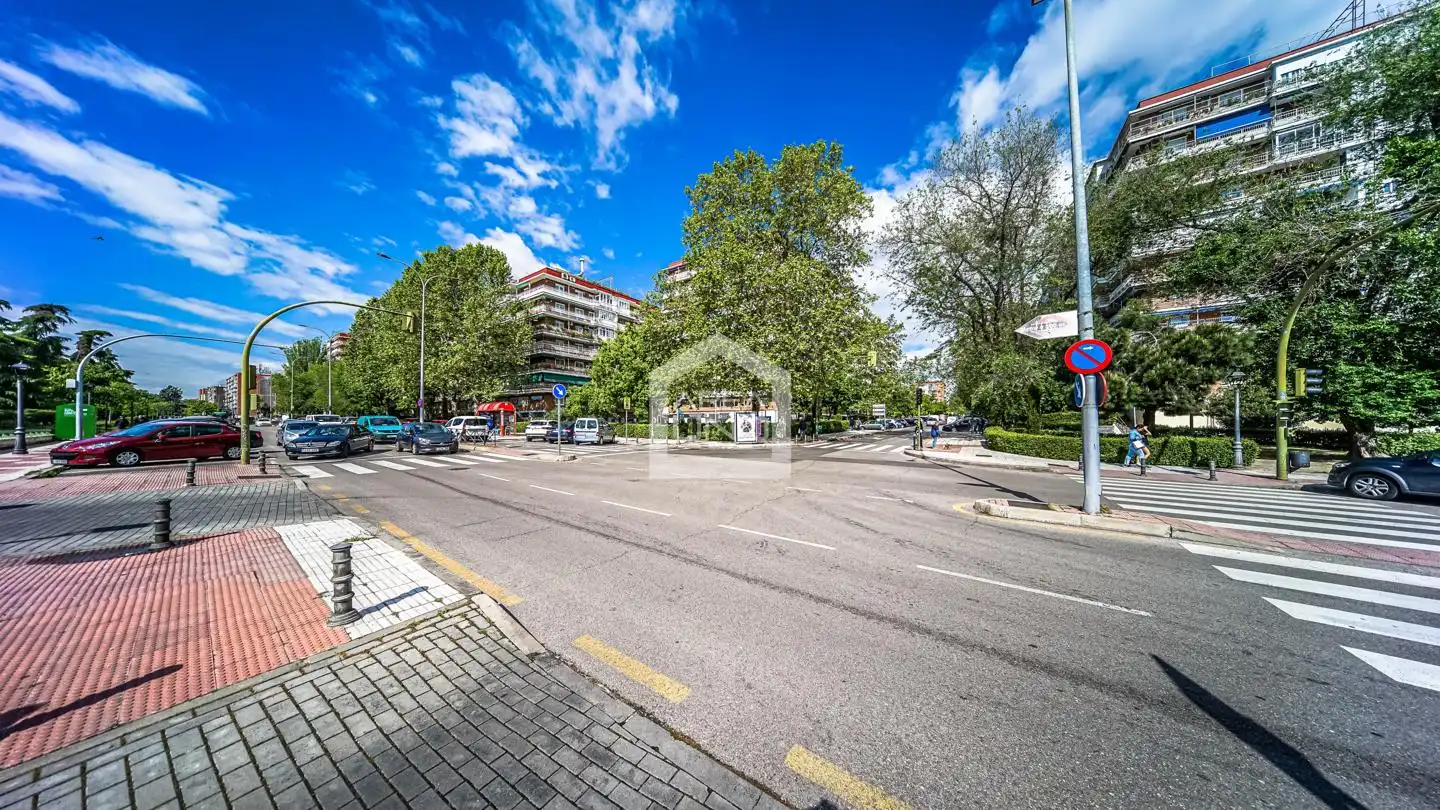 Vista exterior de Pis en venda en Alcorcón amb Calefacció i Terrassa