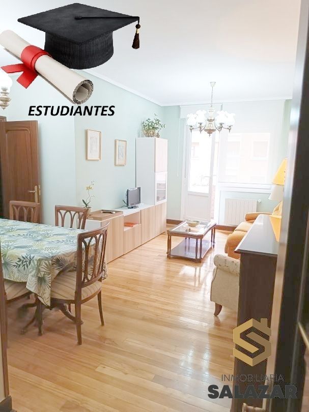 Dormitori de Pis de lloguer en Bilbao  amb Calefacció i Terrassa