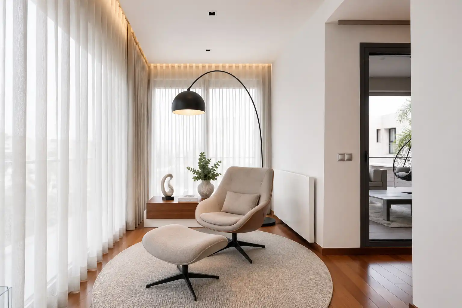 Sala d'estar de Casa adosada en venda en Torrent amb Aire condicionat, Jardí privat i Parquet