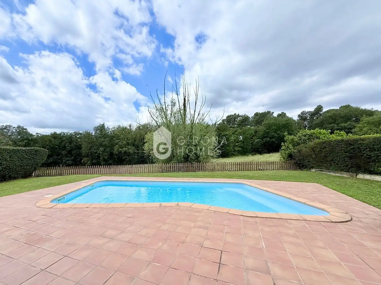 Schwimmbecken von Haus oder Chalet zum Verkauf in Sant Julià de Ramis mit Klimaanlage, Heizung und Privatgarten