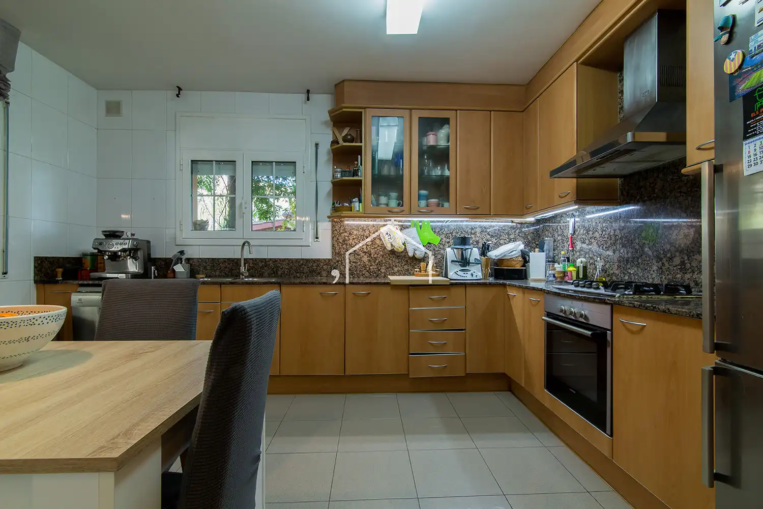 Küche von Haus oder Chalet zum Verkauf in Teià mit Klimaanlage, Heizung und Privatgarten