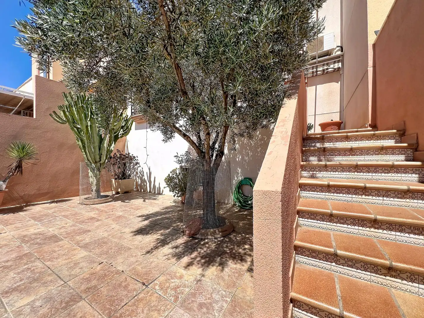 Terrace of Detached homes for sale in Roquetas de Mar