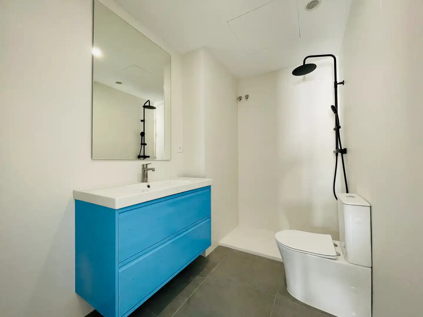 Baño de Piso en venta en Corbera de Llobregat con Calefacción y Balcón
