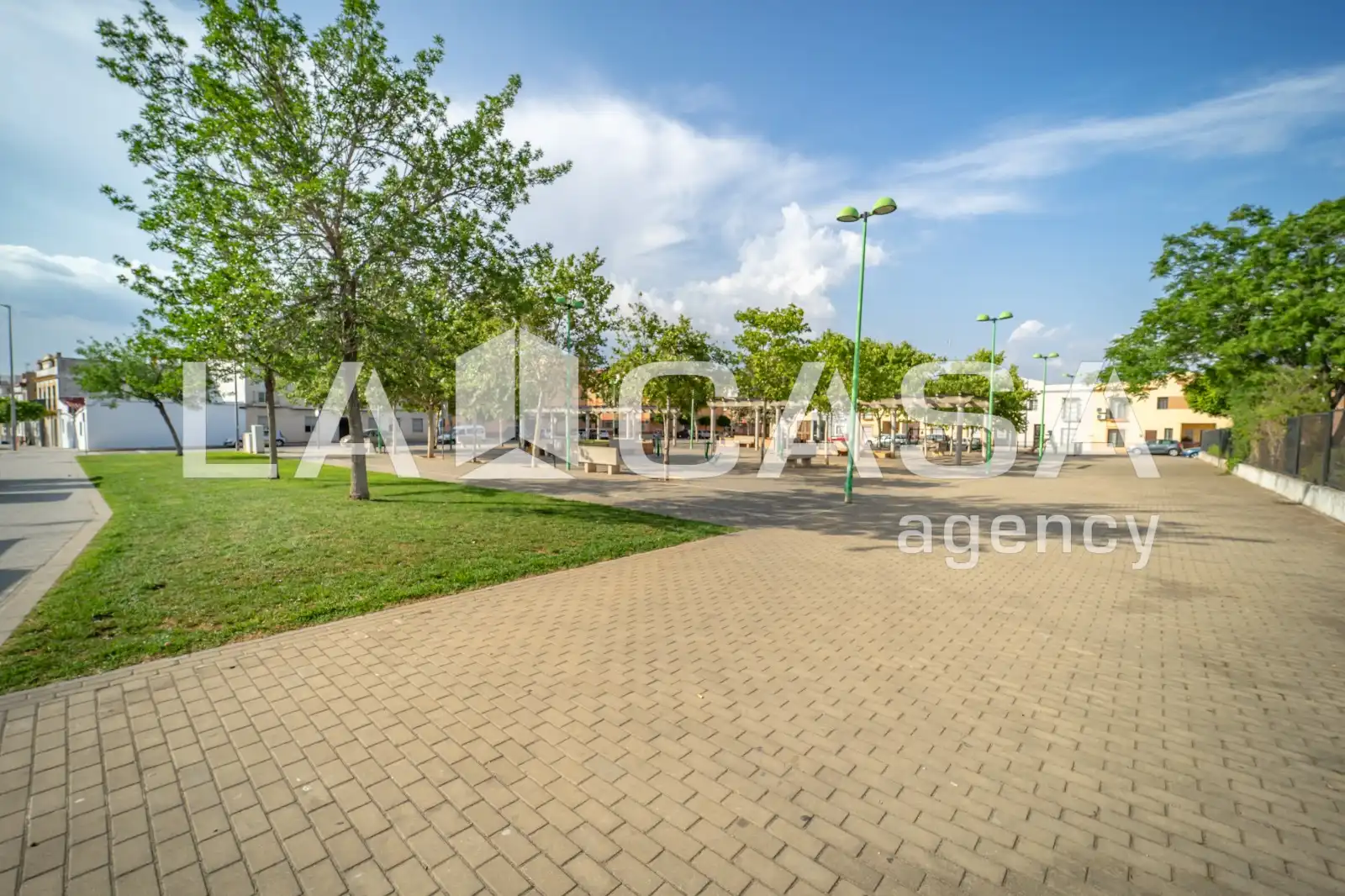 Terrace of Houses for sale in Dos Hermanas  with Terrace