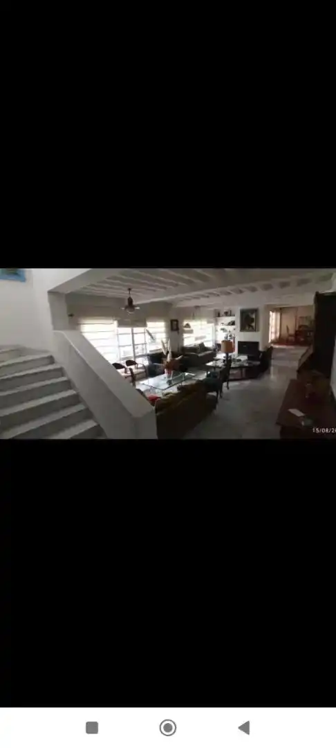 Sala d'estar de Casa o xalet en venda en Cuenca Capital amb Piscina i Balcó