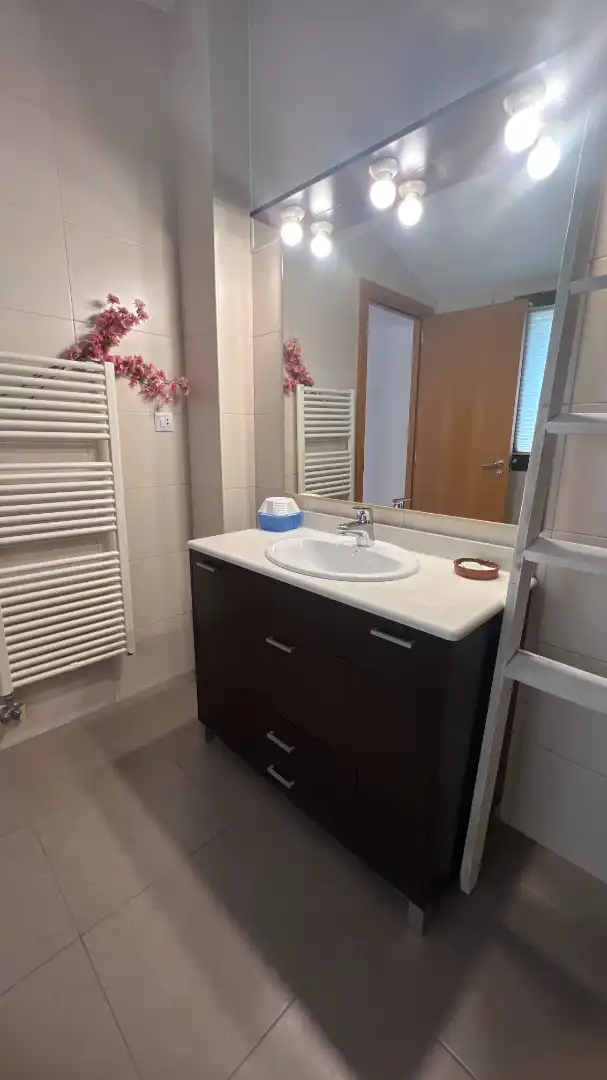 Bathroom of Duplexes for rent in Terrassa  with Air Conditioner, Heating and Terrace