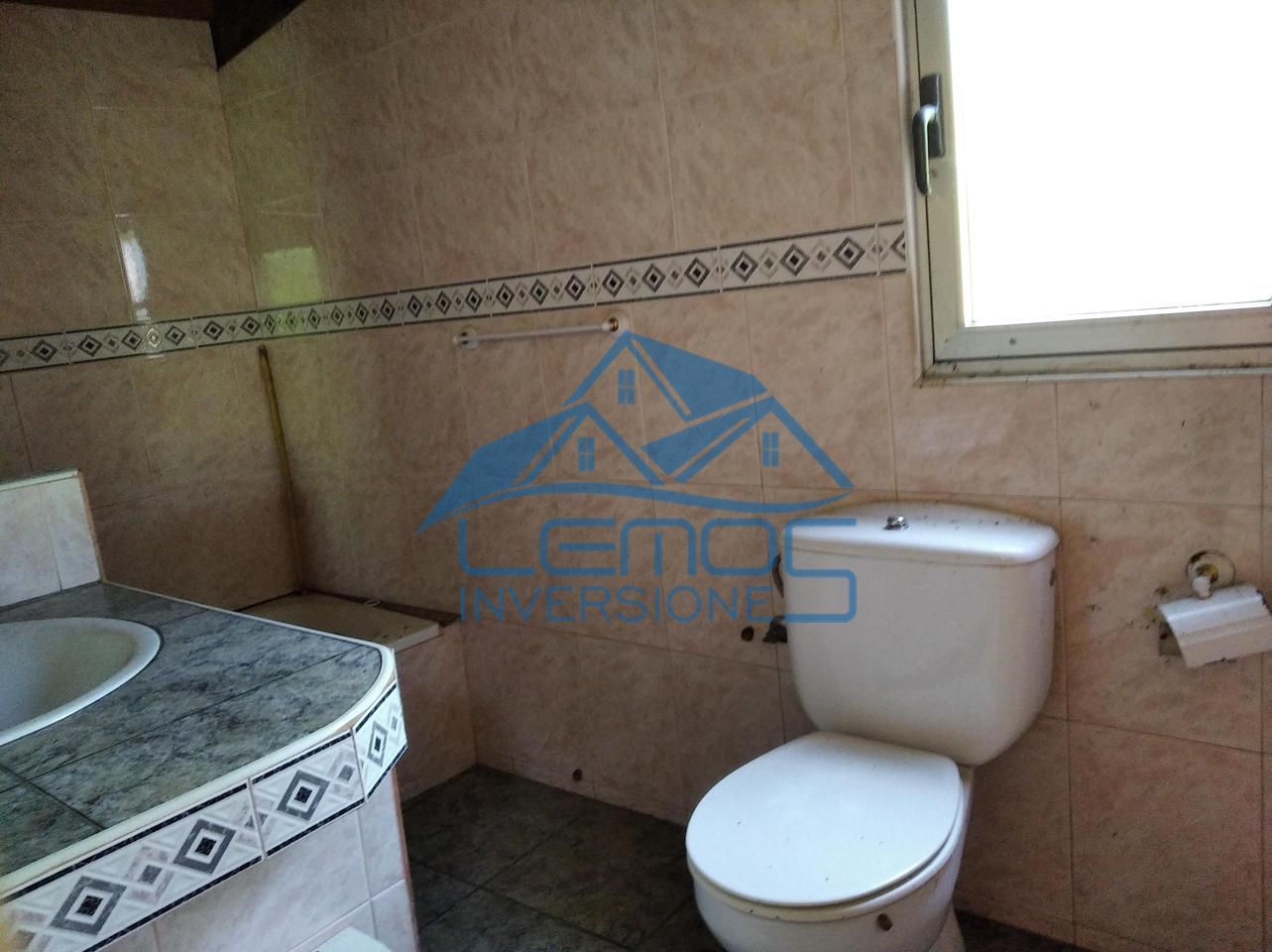 Bany de Casa o xalet en venda en Laguna de Negrillos