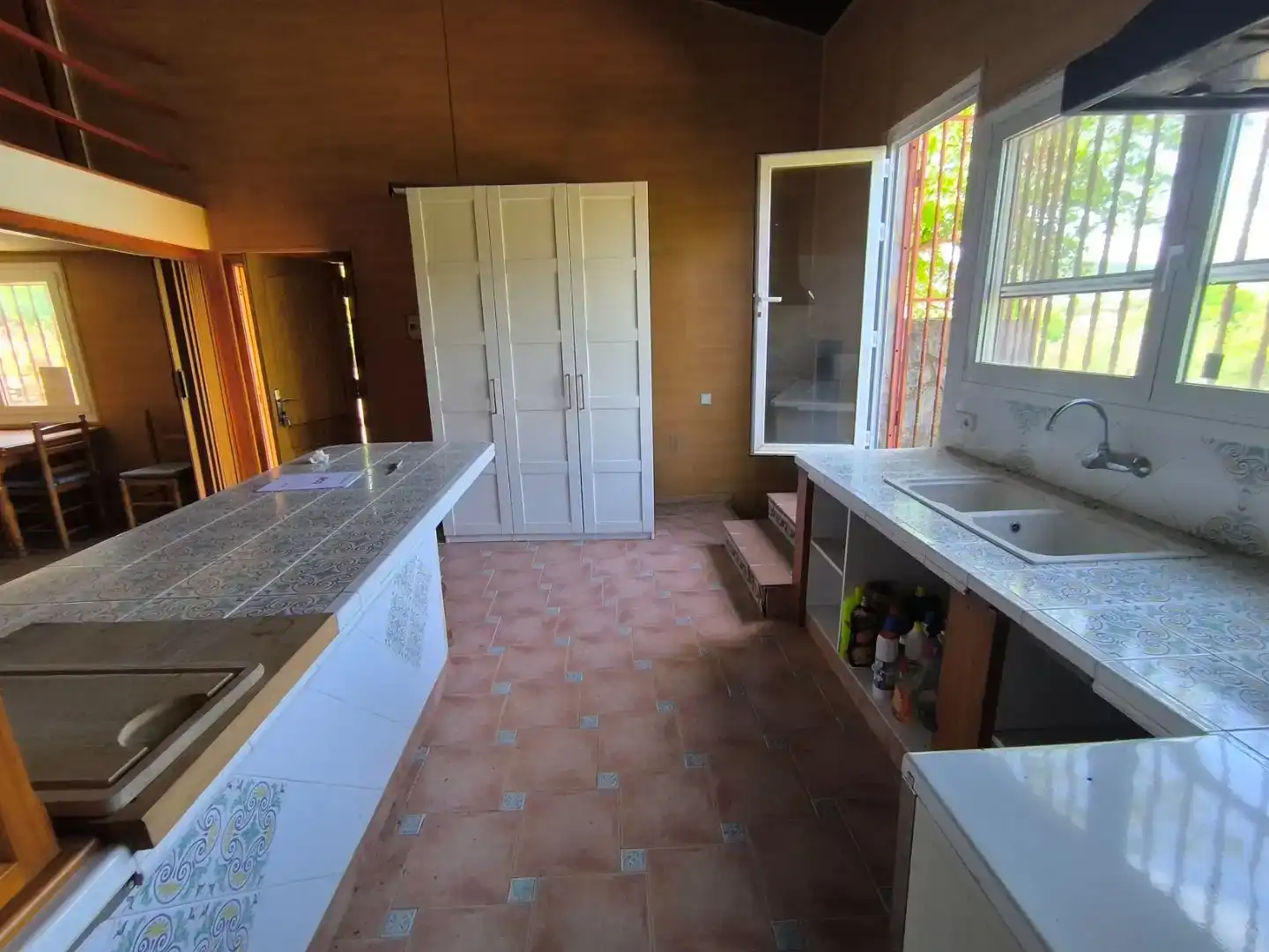 Cuina de Finca rústica en venda en Freginals amb Piscina