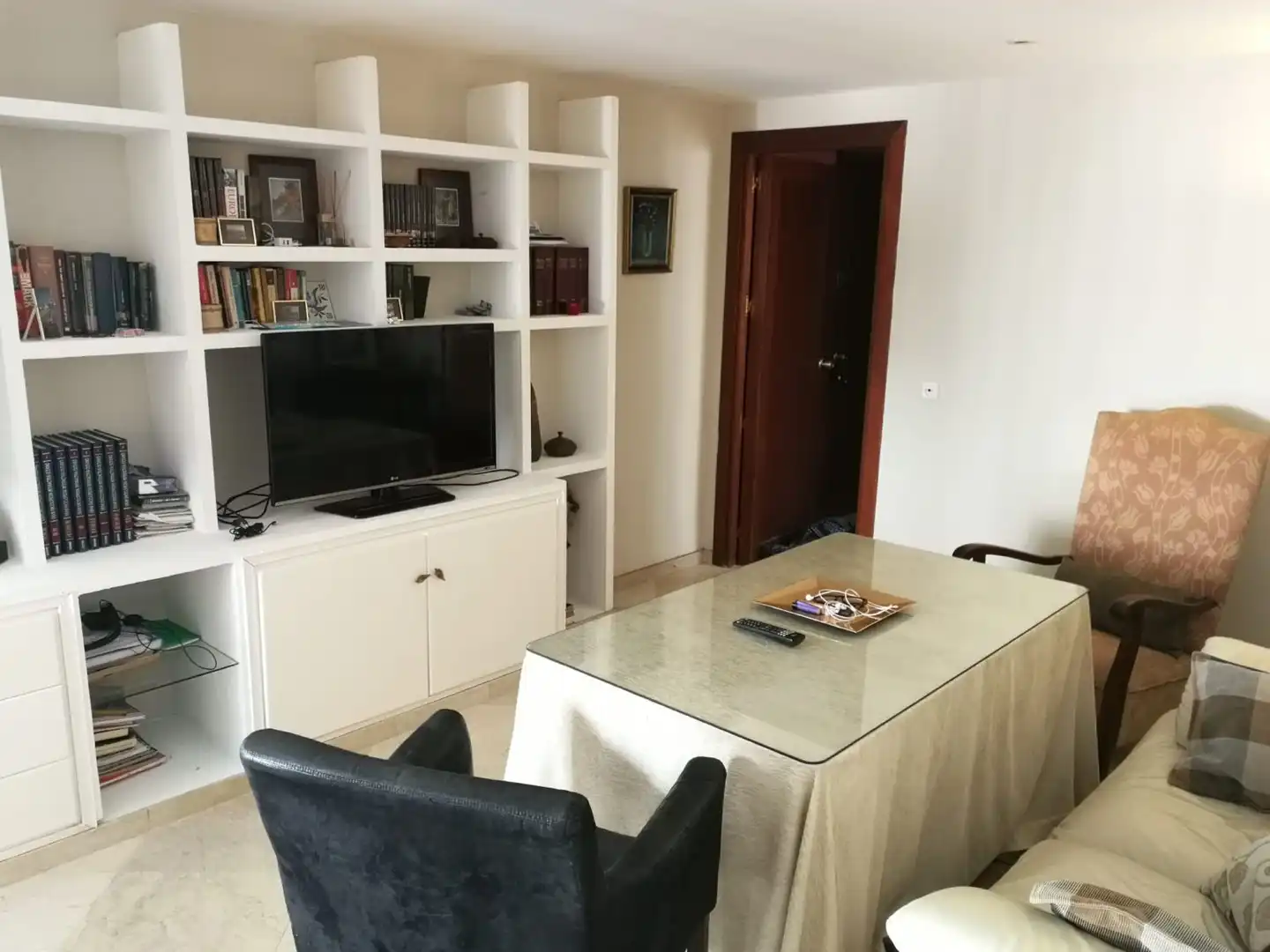 Flat with terrace for sale in Casco Antiguo, imagen 3