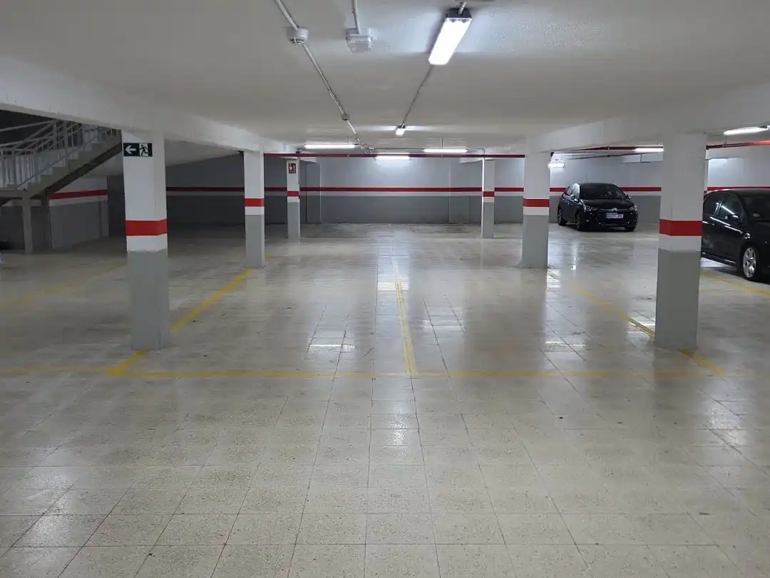 Individuel à louer à Avenida da Coruña 294, imagen 5