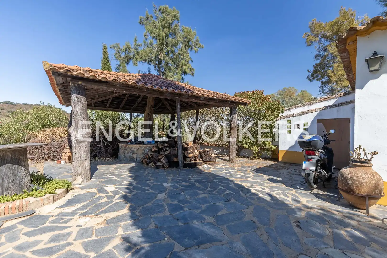 Exterior view of Houses for sale in Aracena, Huelva