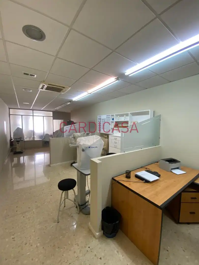 Local comercial en venta en Avenida das Camelias, imagen 17