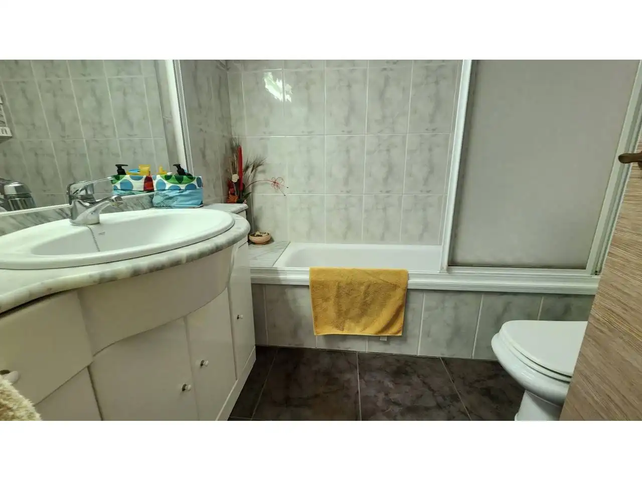 Baño de Piso en venta en Terrassa con Aire acondicionado, Calefacción y Trastero
