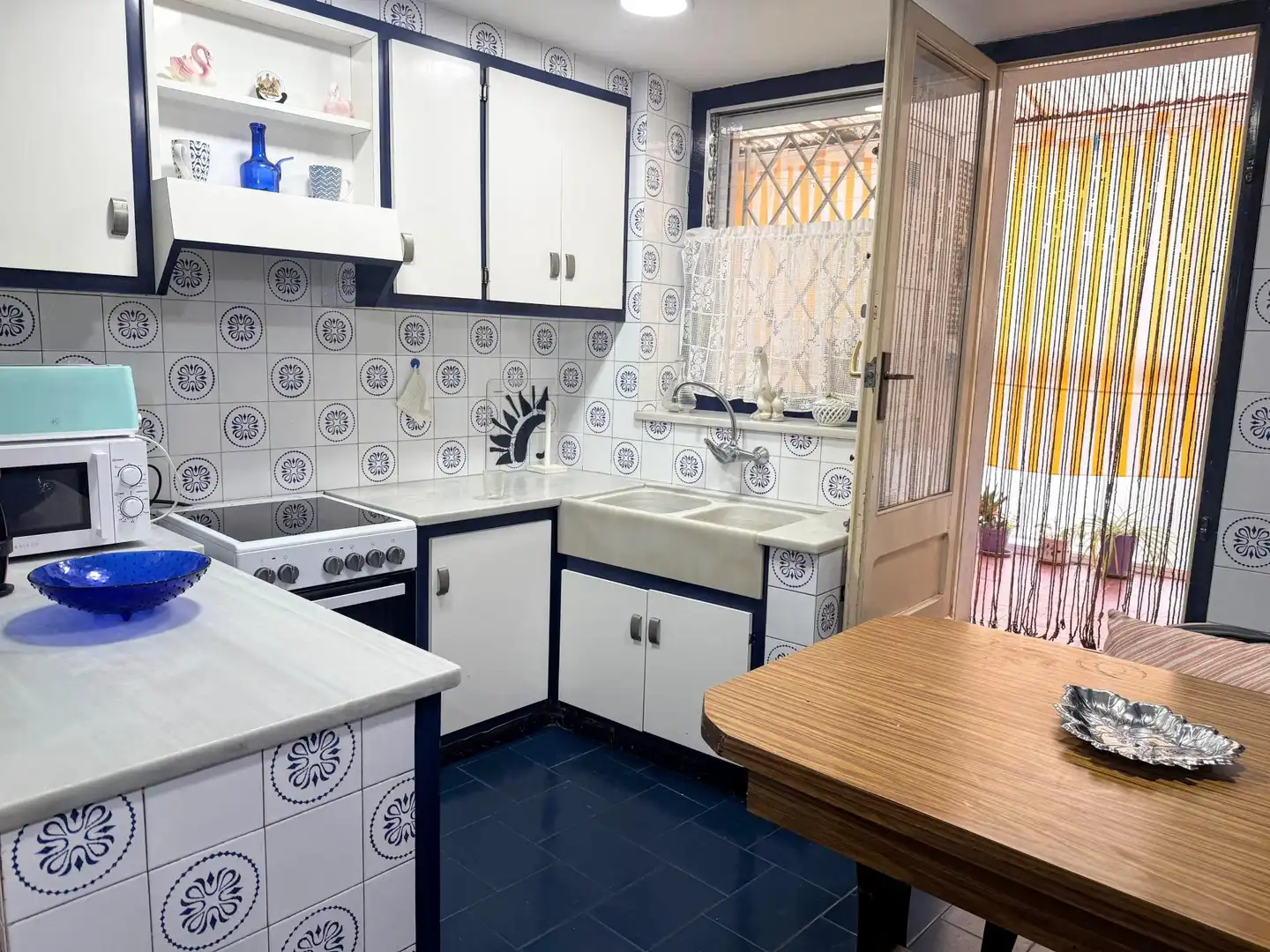 Kitchen of Flat for sale in Girona  with Heating and Balcony