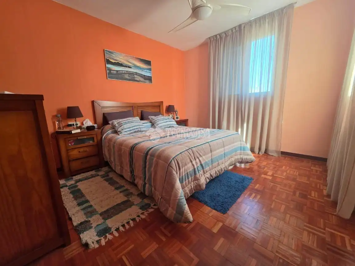 Dormitori de Casa adosada en venda en Sector 3