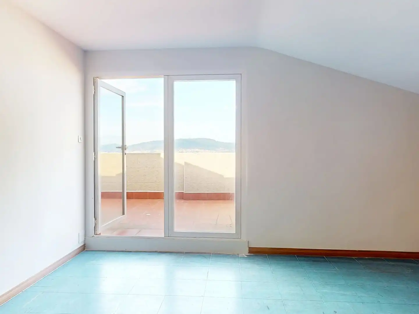 Balcony of Flat for sale in Vigo   with Heating, Terrace and Balcony