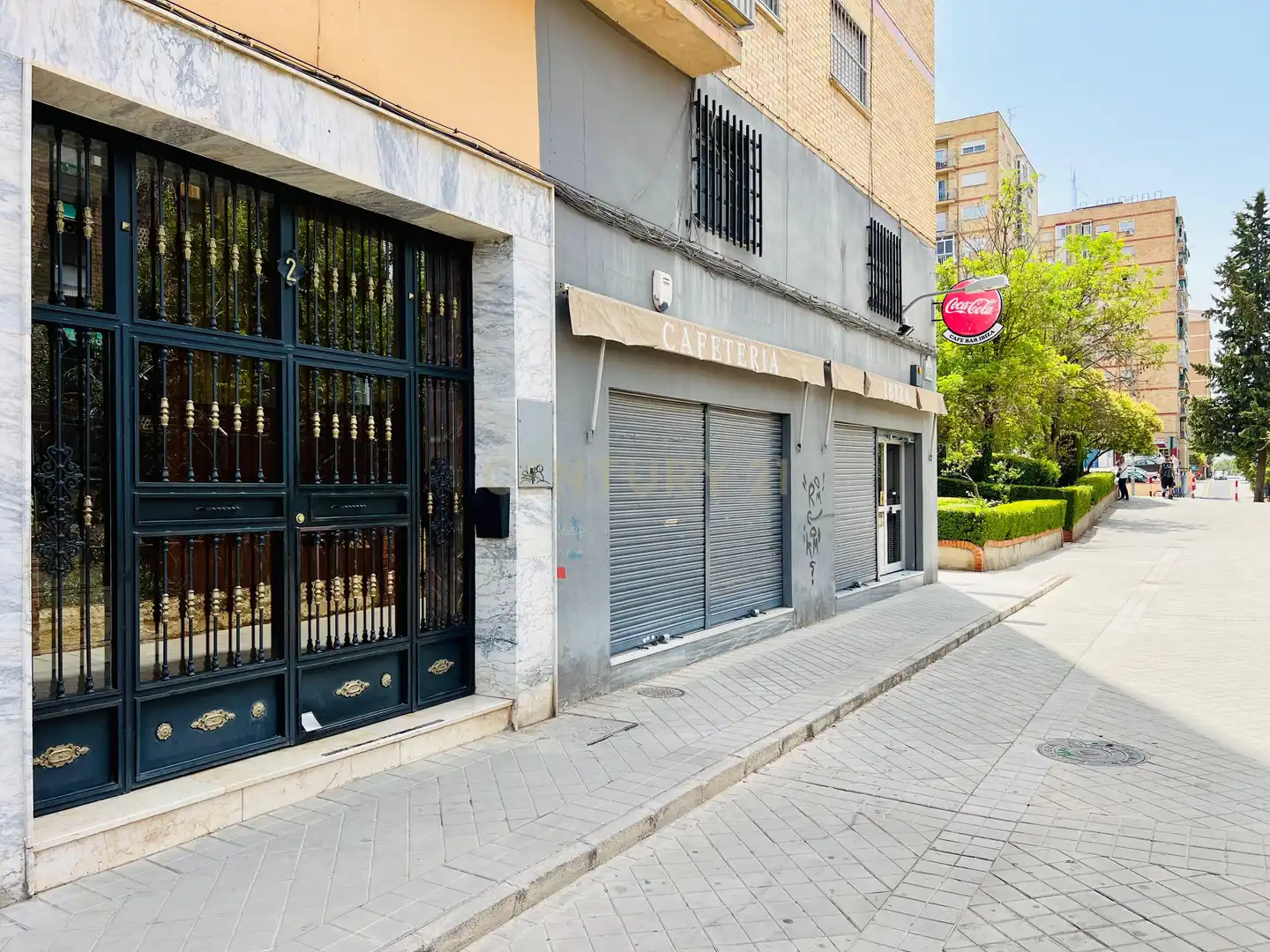 Exterior view of Flat for rent in Granada  with Air Conditioner, Oven and Washing machine