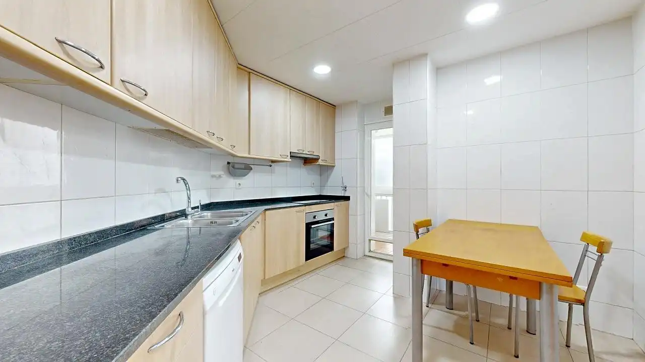 Cuina de Pis en venda en Barcelona amb Aire condicionat, Calefacció i Parquet