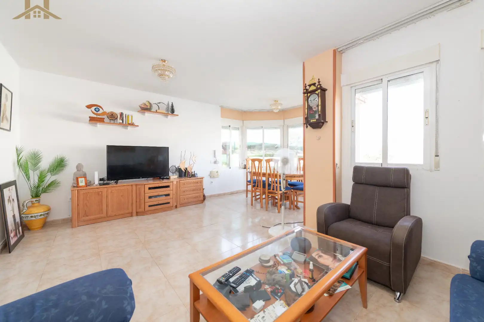 Sala d'estar de Casa adosada en venda en Seseña amb Aire condicionat, Calefacció i Jardí privat