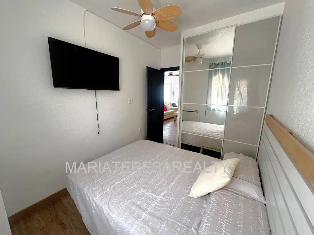 Habitación de Planta baja en venta en Los Alcázares con Aire acondicionado, Terraza y Amueblado