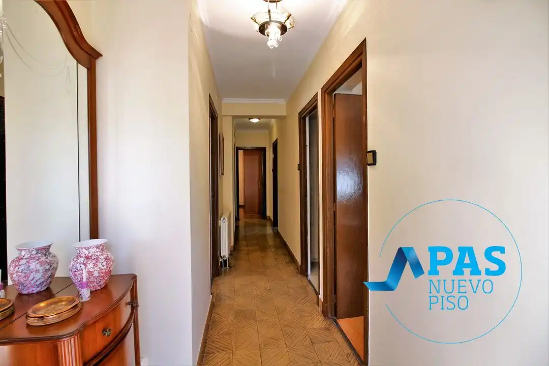 Piso en venta en Santander con Calefacción
