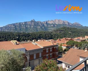 Vista exterior de Casa o xalet en venda en Castellbell i el Vilar amb Terrassa i Balcó