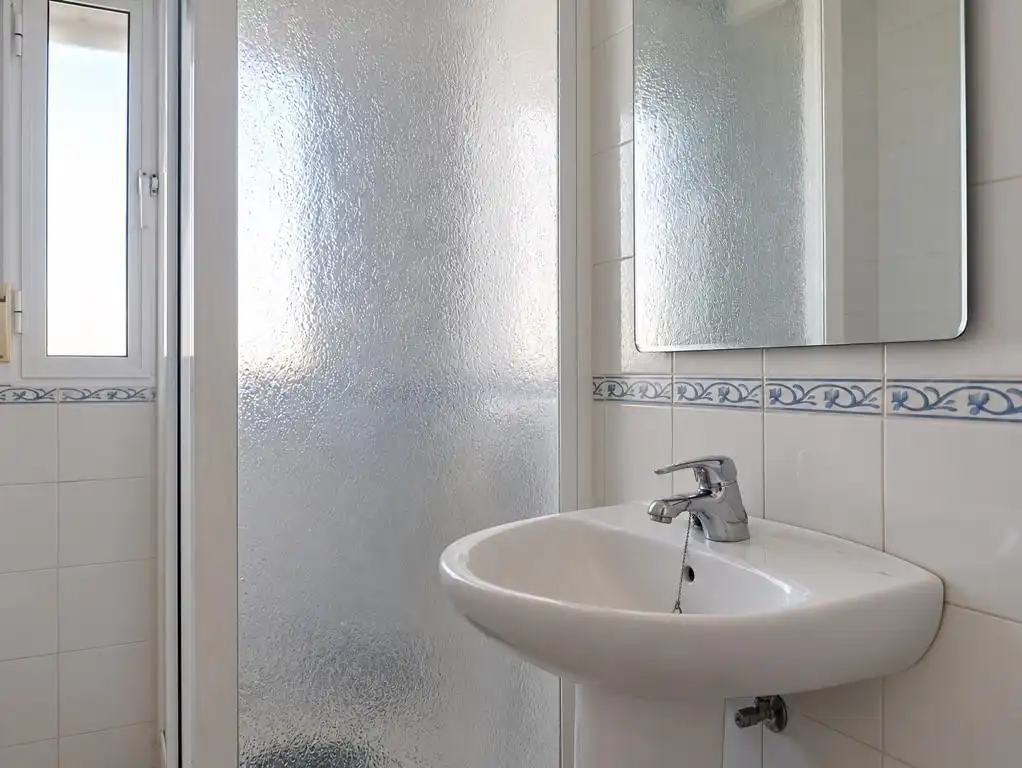 Baño de Apartamento en venta en La Antilla con Aire acondicionado, Terraza y Amueblado