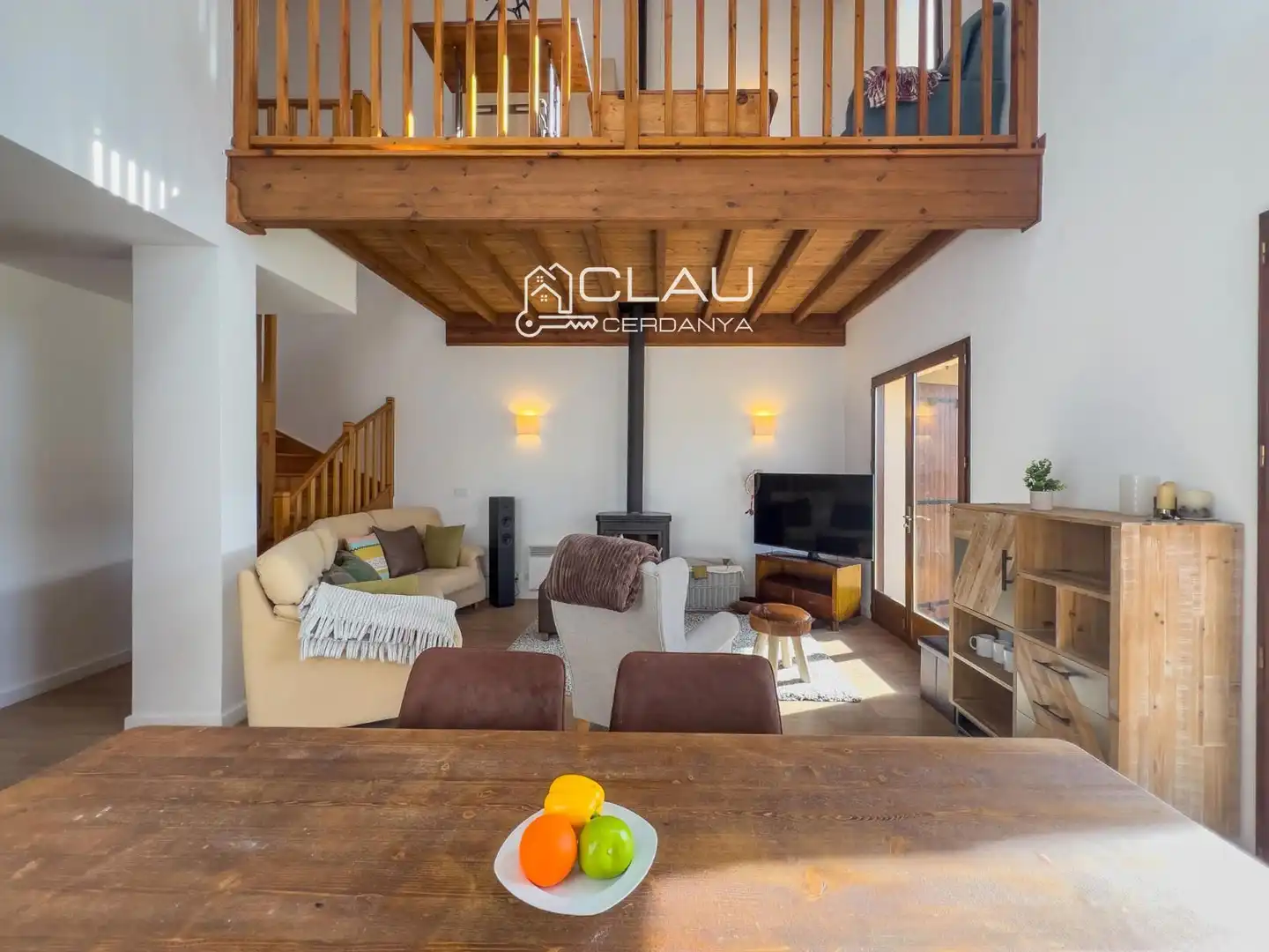 Living room of Detached homes for rent in Osséja  with Heating, Private garden and Parquet flooring