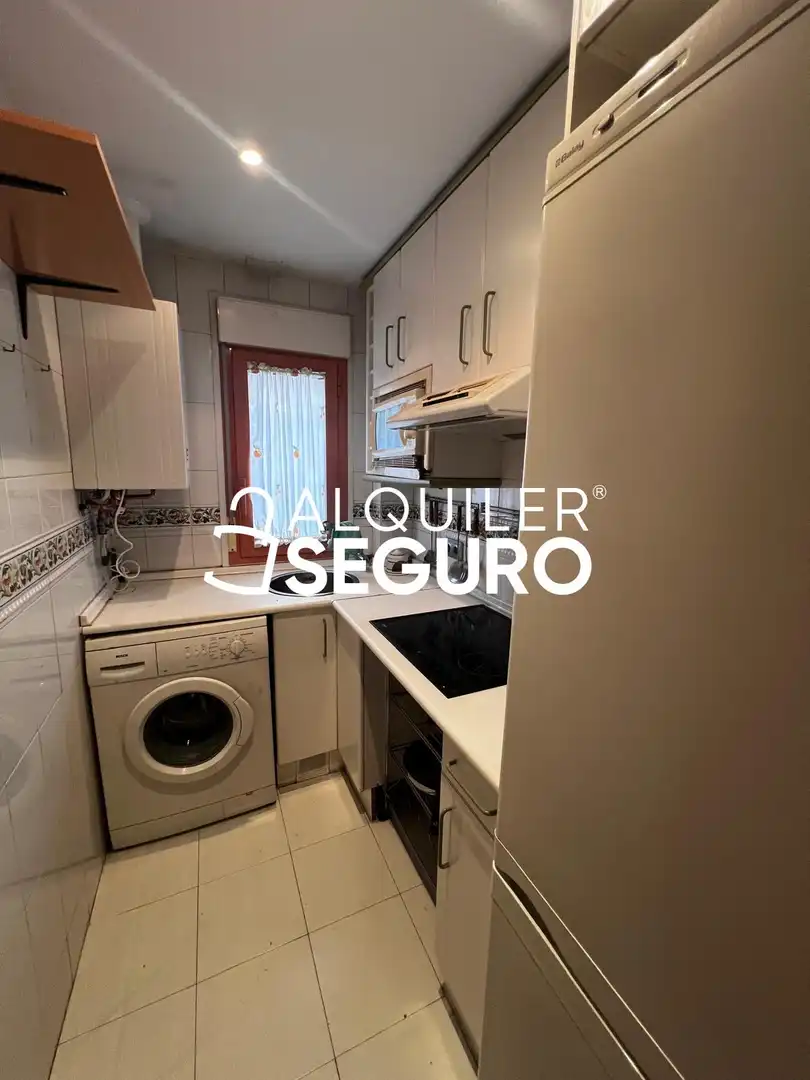 Küche von Wohnung zur Miete in Madrid mit Klimaanlage, Heizung und Abstellraum