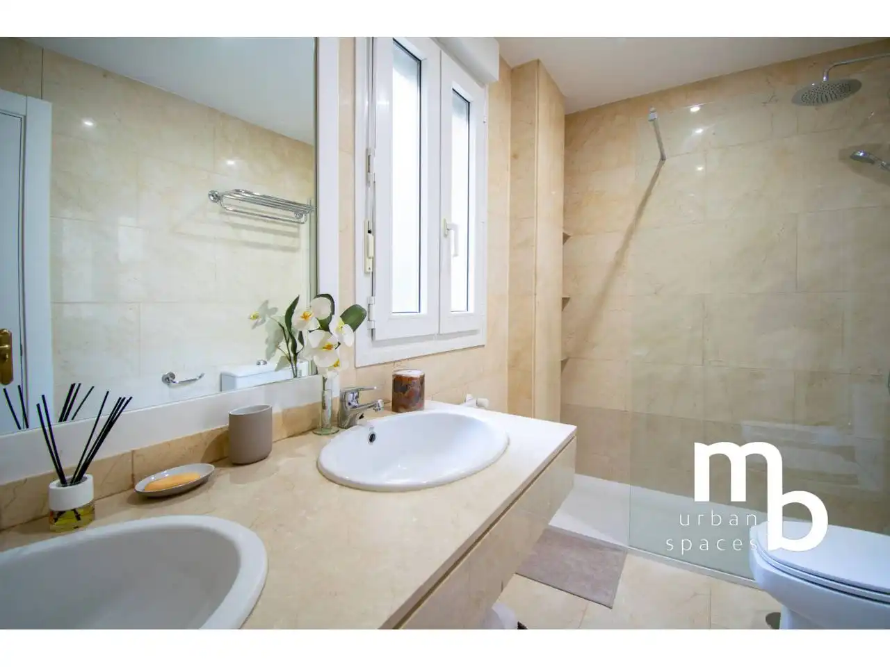 Baño de Piso en venta en Madrid con Aire acondicionado, Calefacción y Trastero