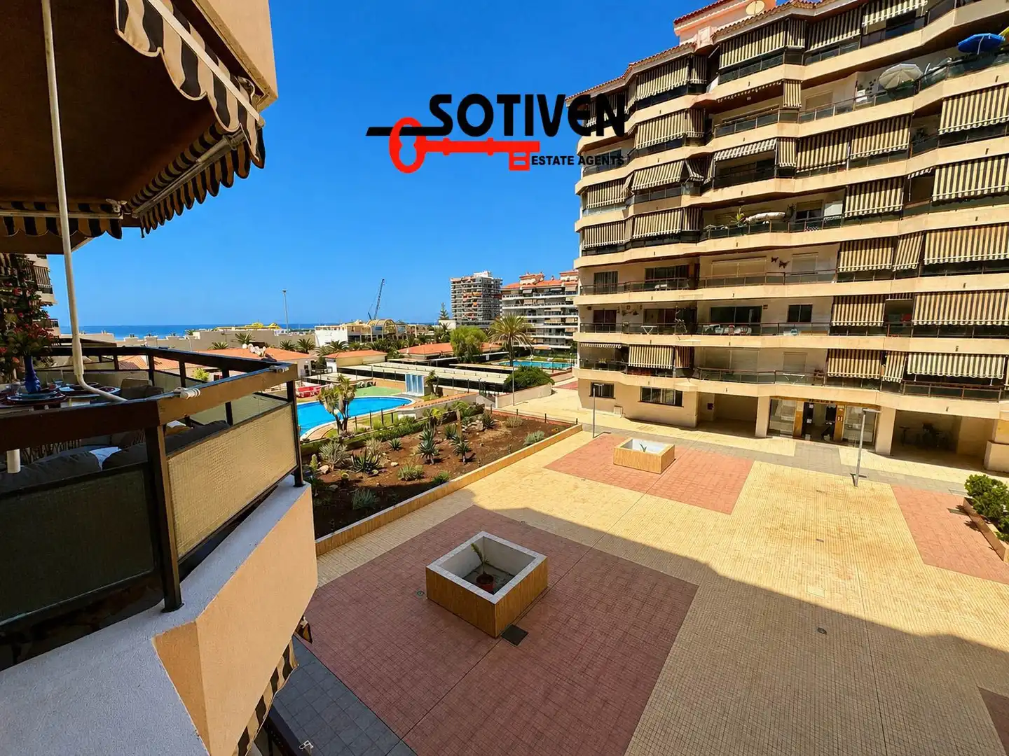 Exterior view of Apartments for rent in Arona  with Terrace, Balcony and Community pool