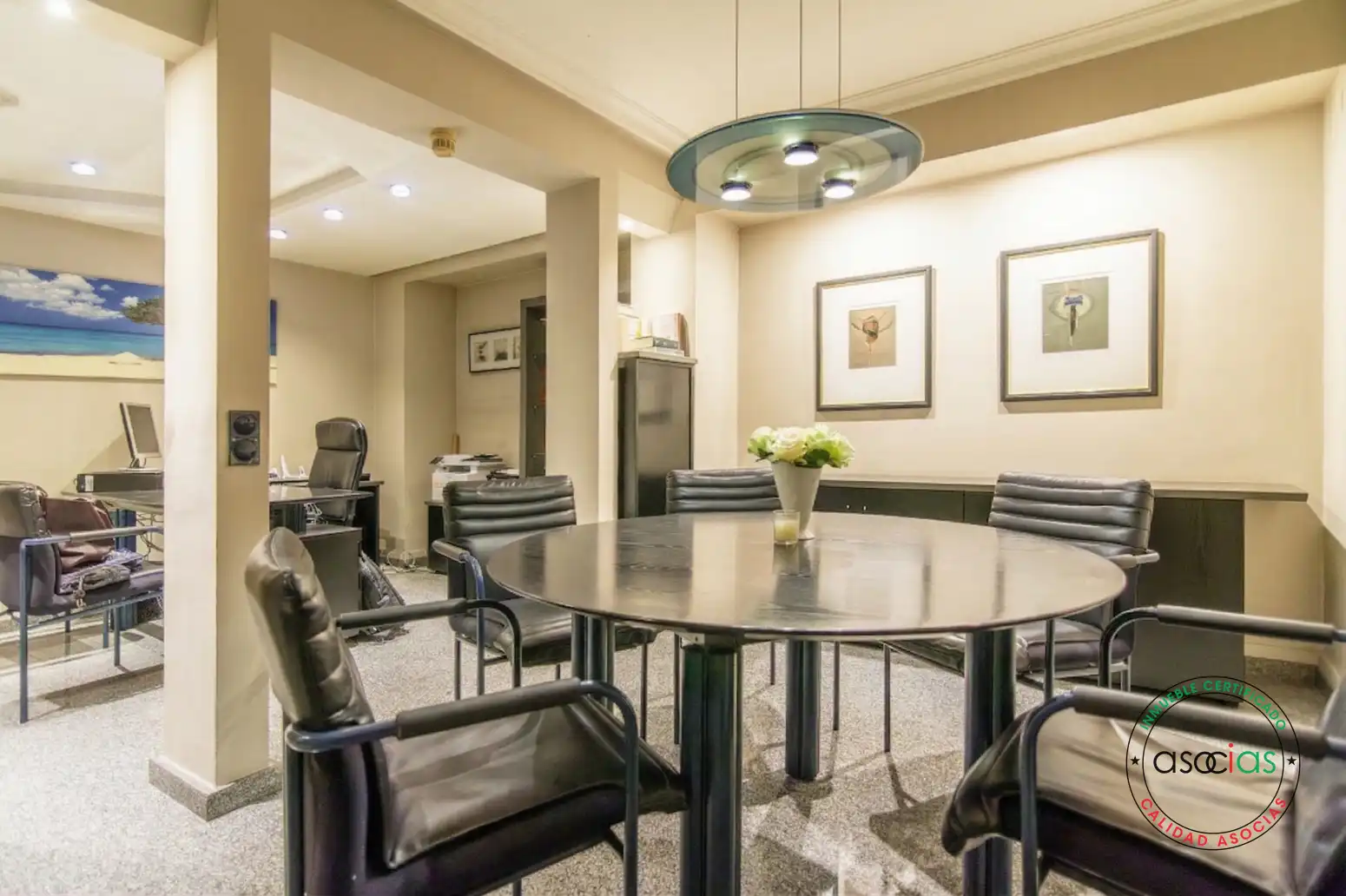 Comedor de Piso en venta en Oviedo  con Calefacción, Parquet y Trastero