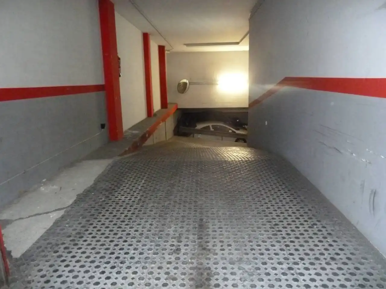 Parking of Garage for rent in Vic