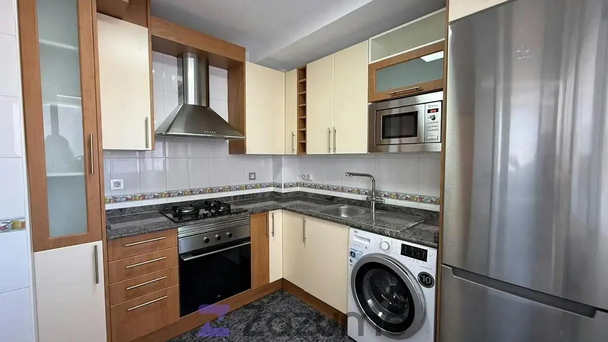 Flat with terrace to rent in C. Fortunato Arias, imagen 7