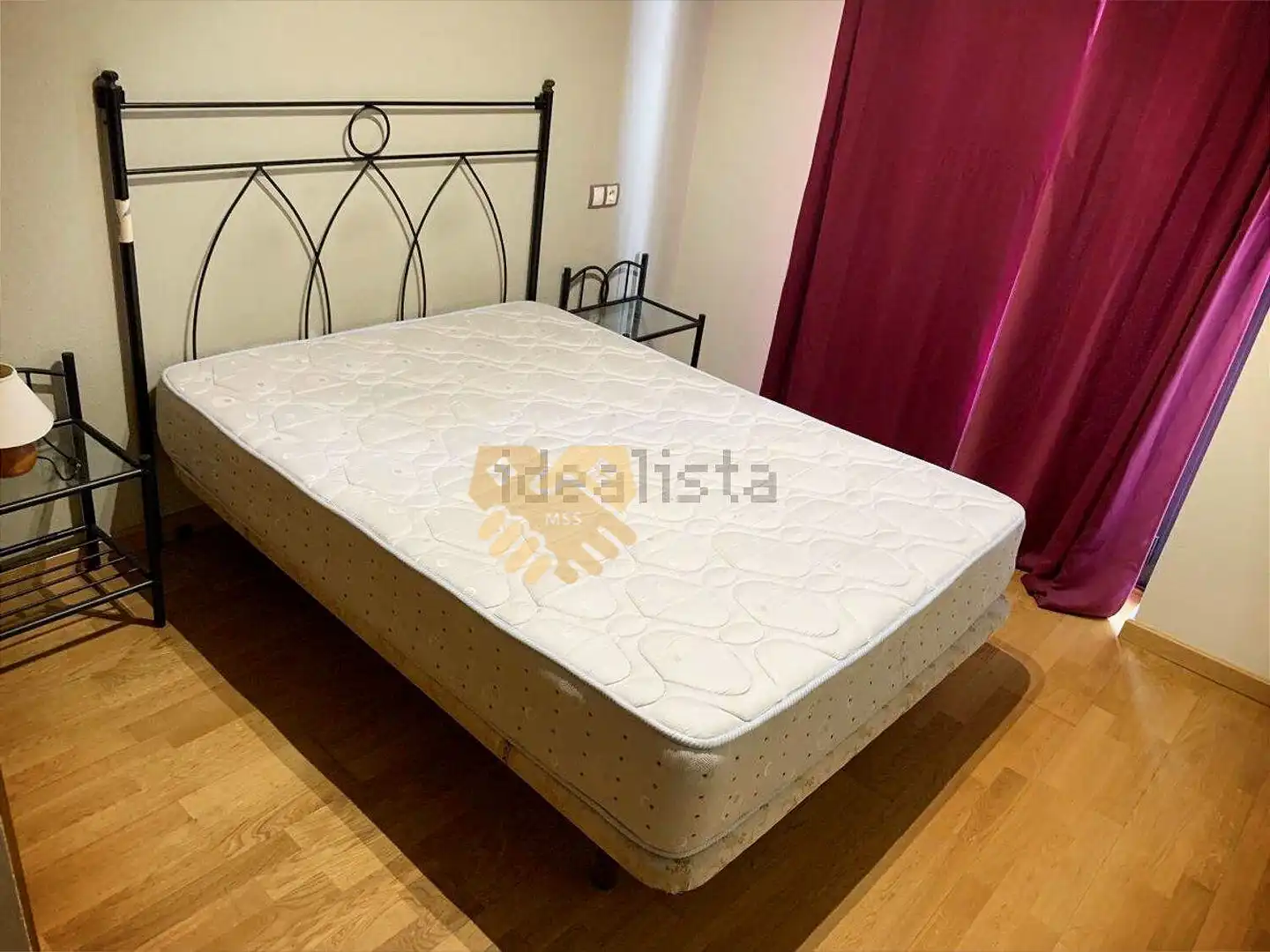 Bedroom of Apartments for sale in Salamanca  with Heating, Furnished and Balcony