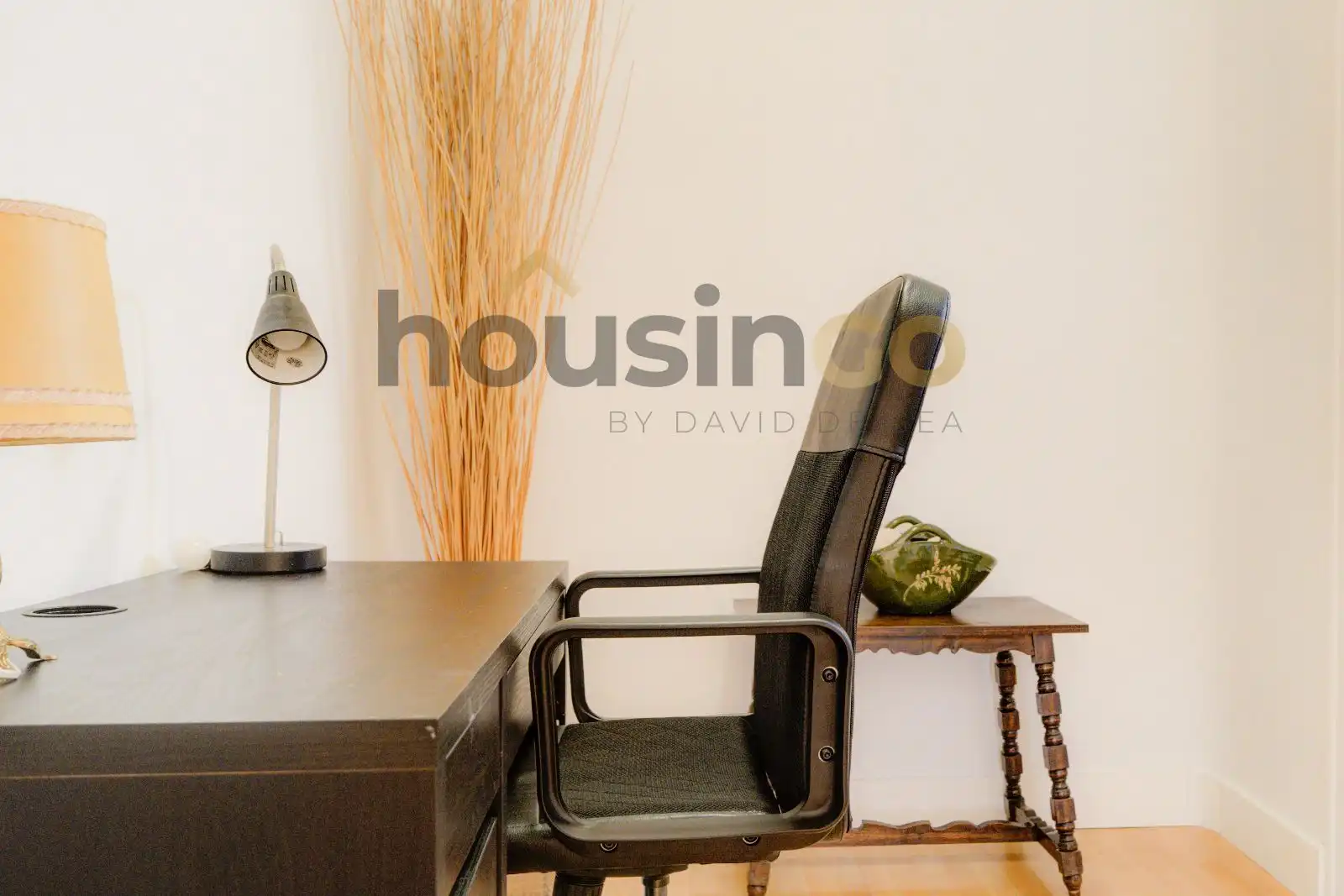 Flat for rent in Madrid  with Air Conditioner, Heating and Furnished