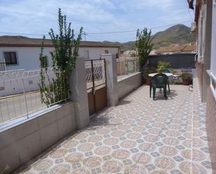 Vista exterior de Casa o xalet en venda en La Unión amb Calefacció i Terrassa
