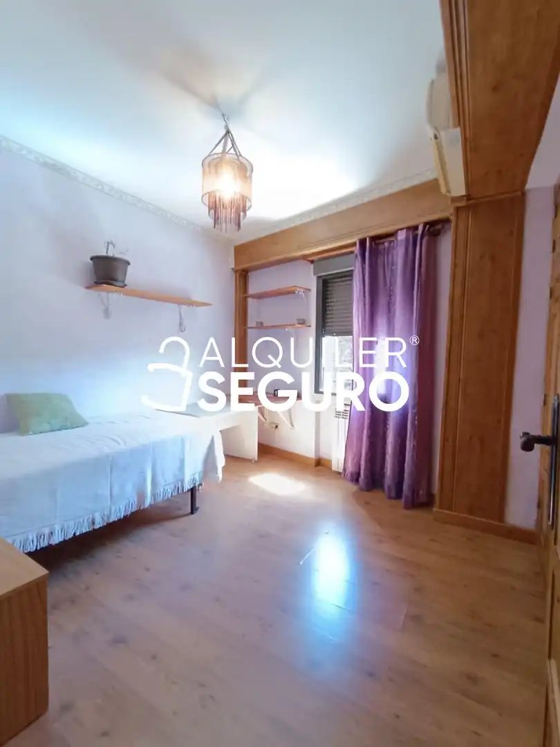 Habitación de Piso de alquiler en Valdemoro con Aire acondicionado, Calefacción y Terraza