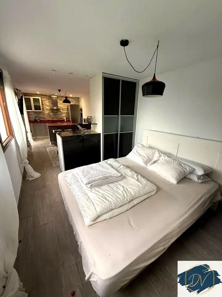 Habitación de Estudio de alquiler en El Rosario con Terraza y Amueblado