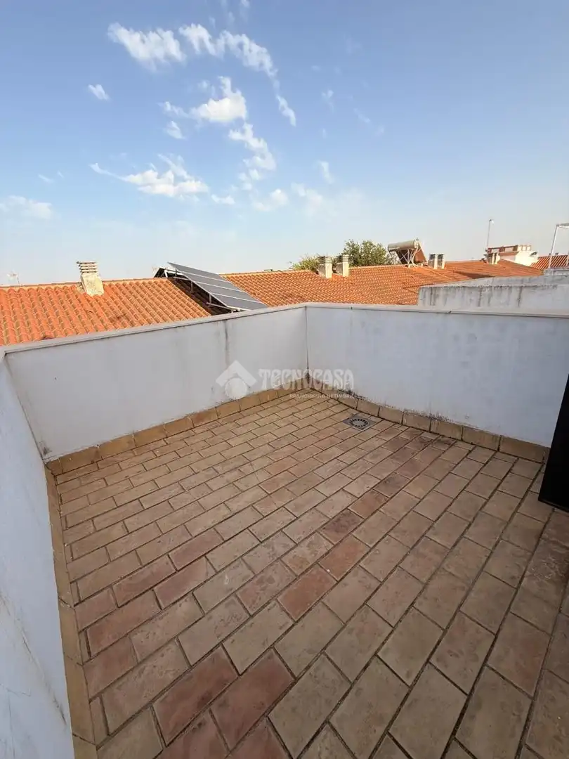 Terrasse von Einfamilien-Reihenhaus zum Verkauf in Alcalá de Guadaira mit Klimaanlage und Terrasse