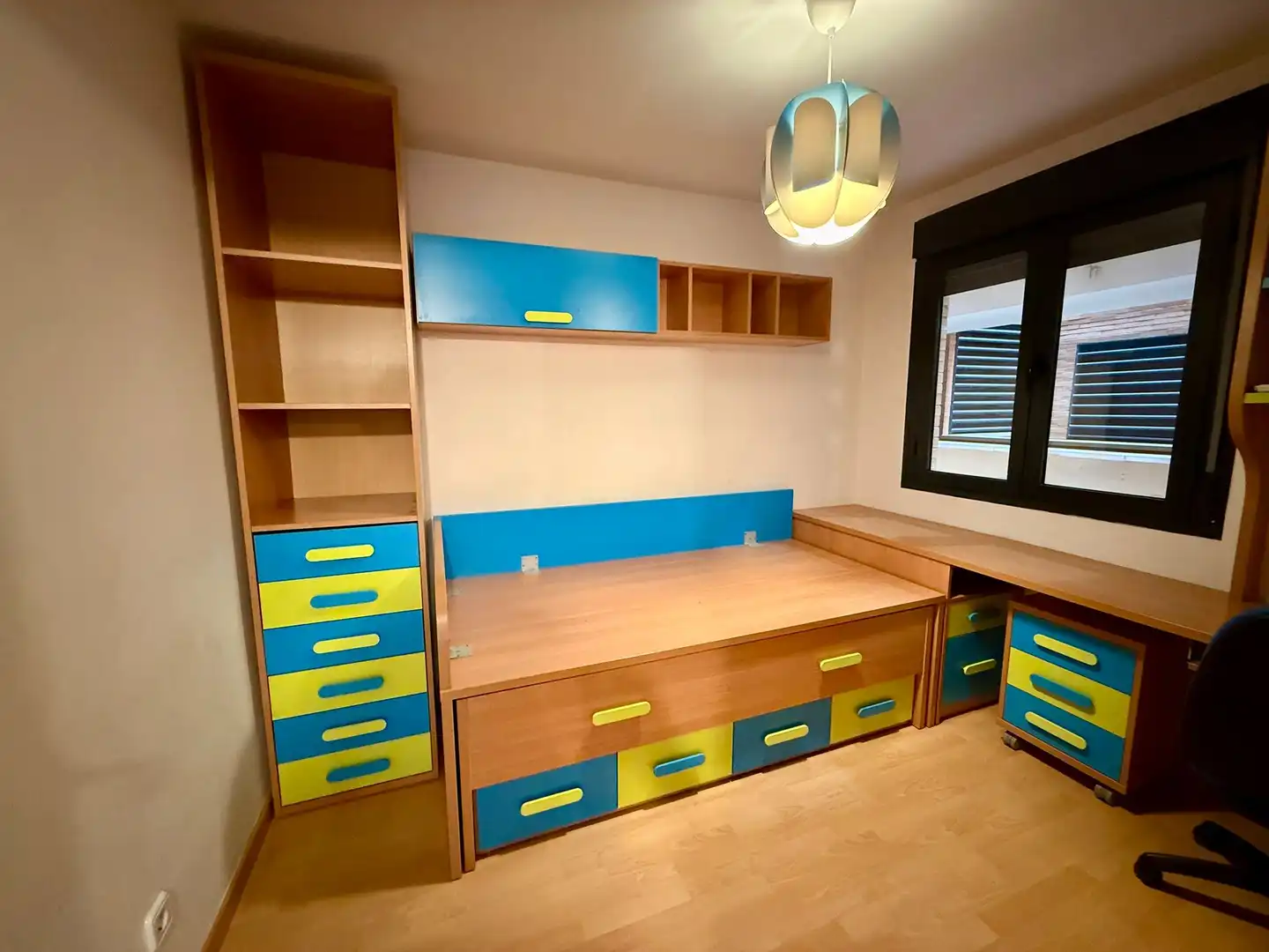 Habitación de Piso en venta en Cedillo del Condado con Aire acondicionado, Trastero y Piscina