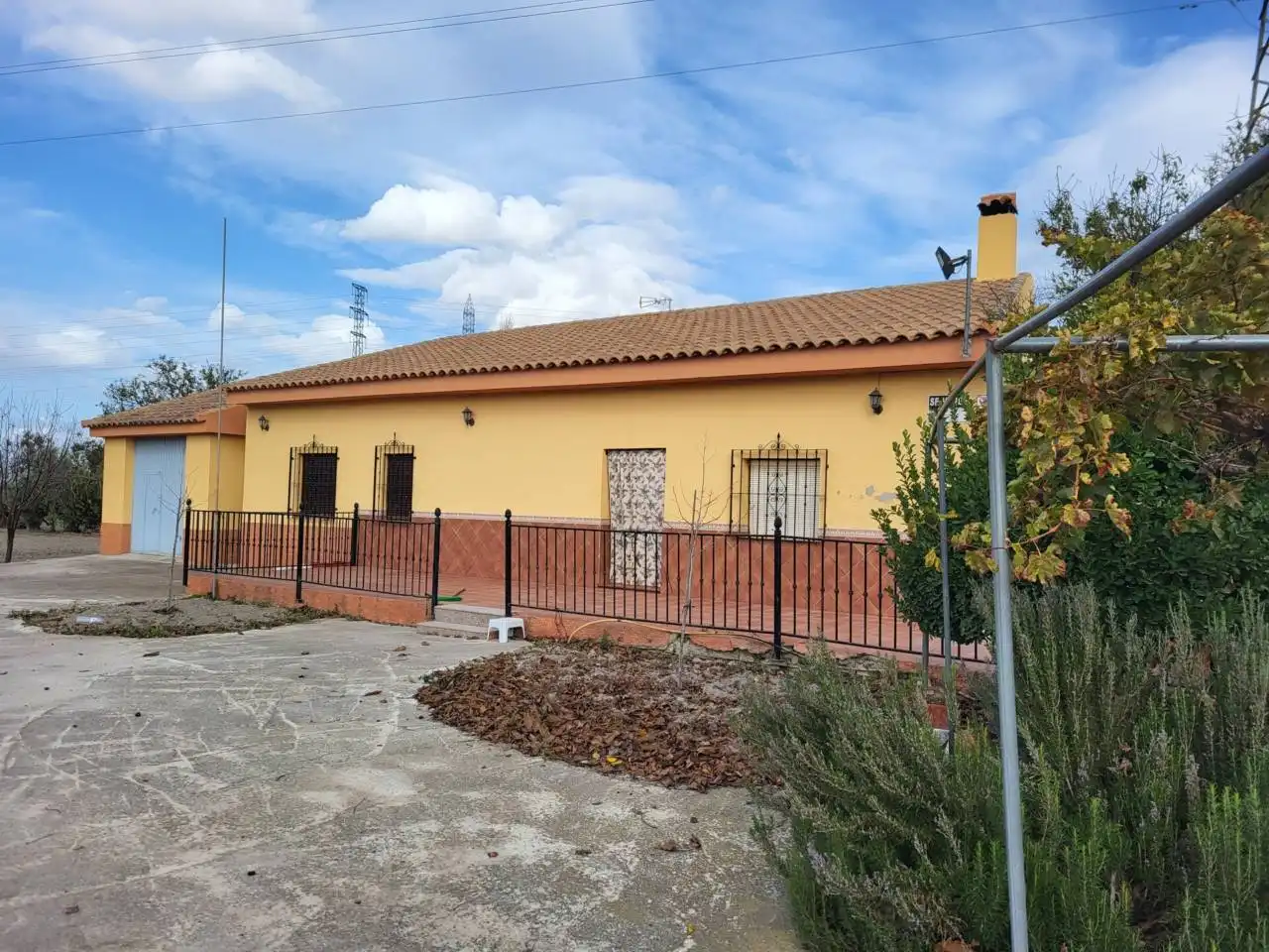 Chalet en venta en Baza