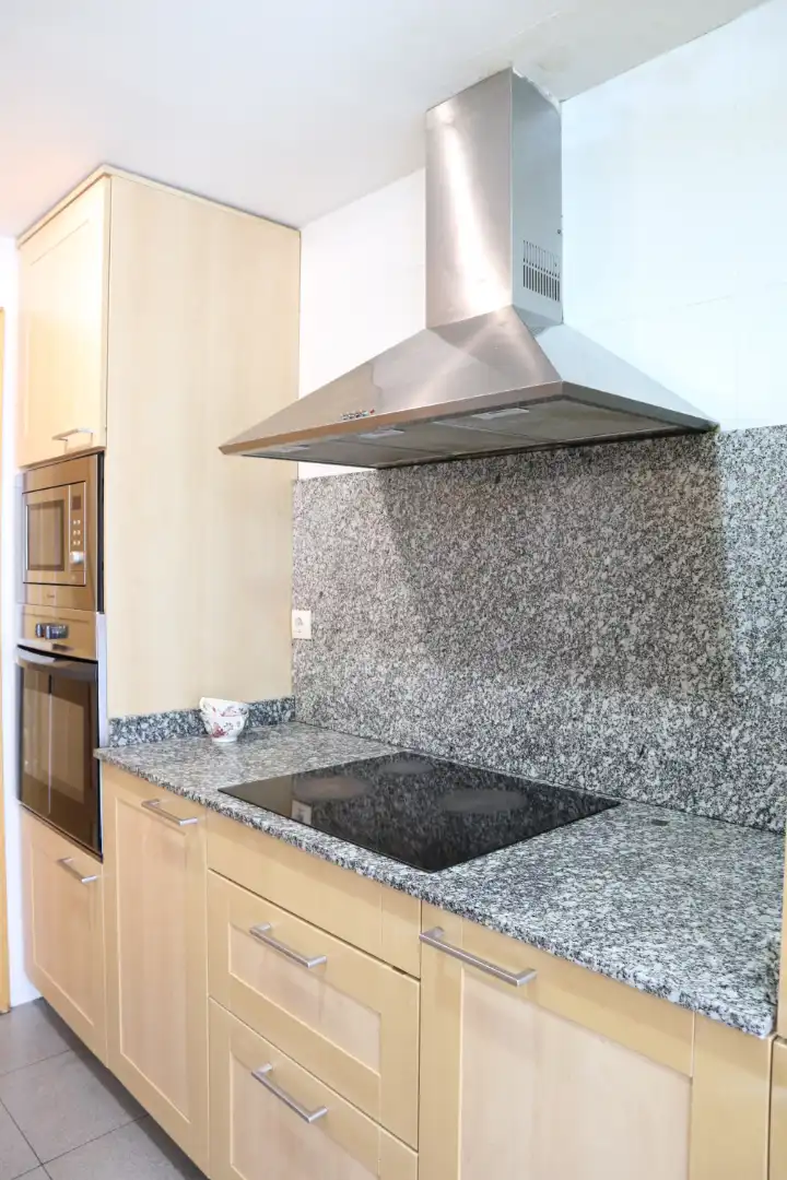 Flat with pool for sale in Travesía Acebo, imagen 4