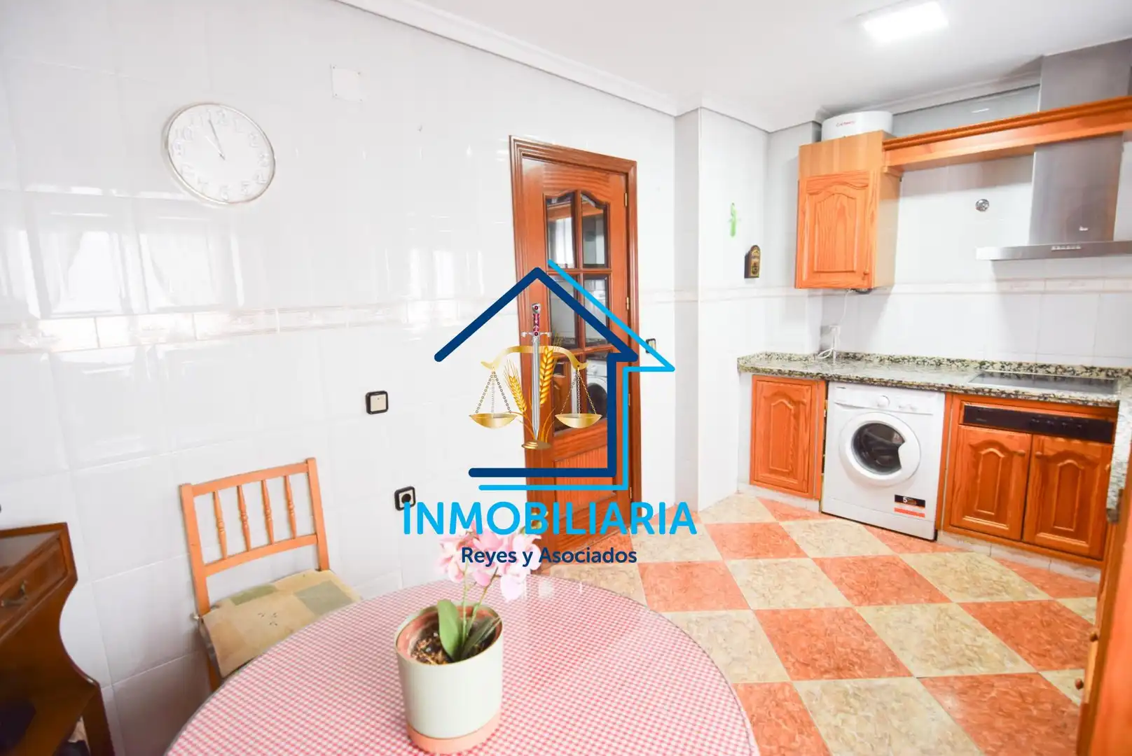 Küche von Wohnung zum Verkauf in Córdoba mit Klimaanlage