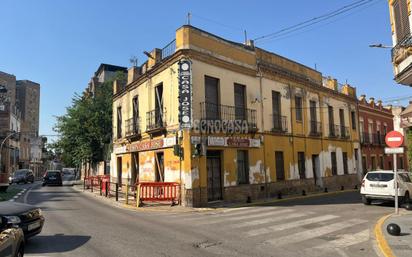 Vista exterior de Casa adosada en venda en San Juan de Aznalfarache
