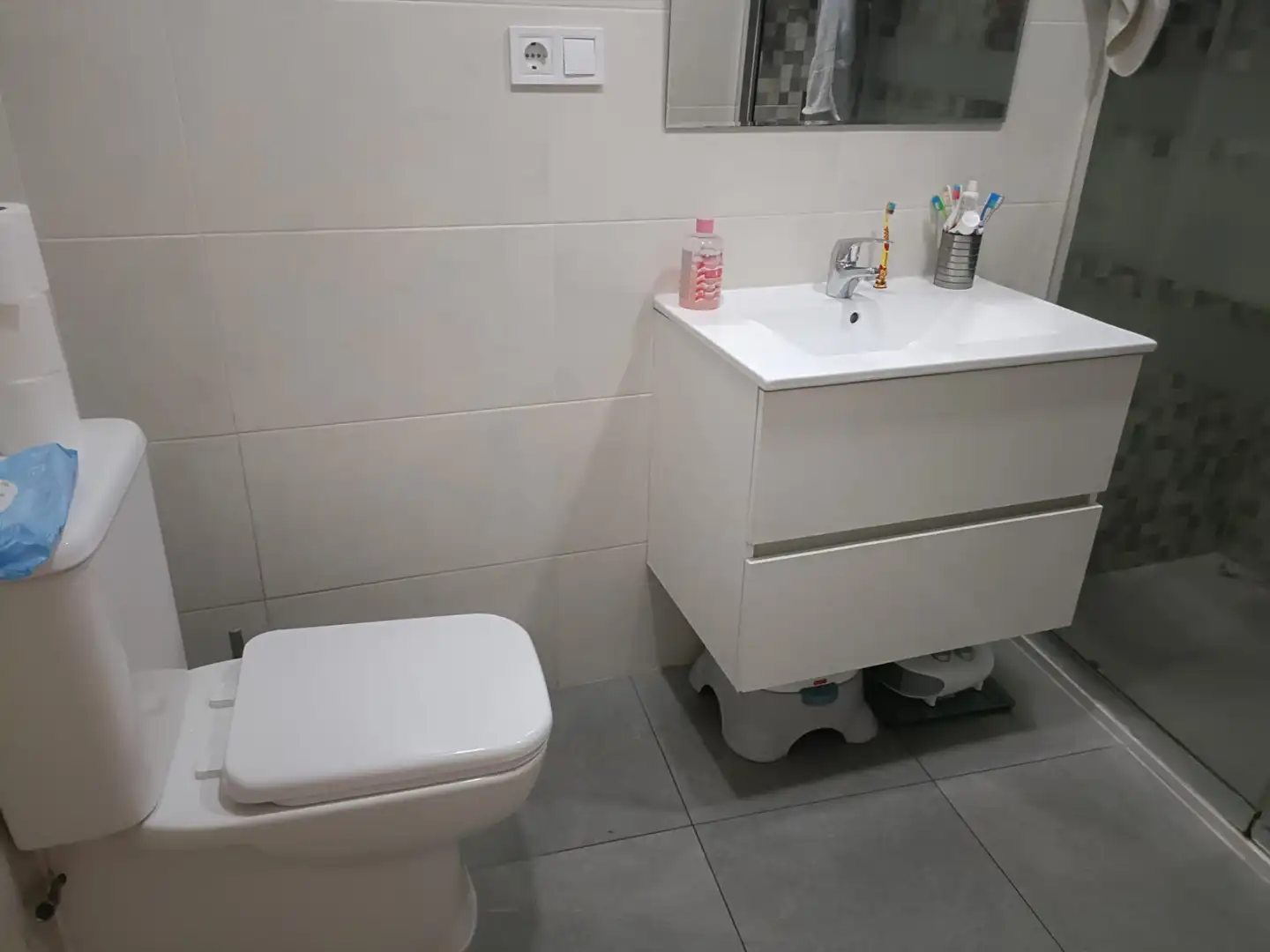 Baño de Piso en venta en Rubí con Calefacción, Horno y Balcón